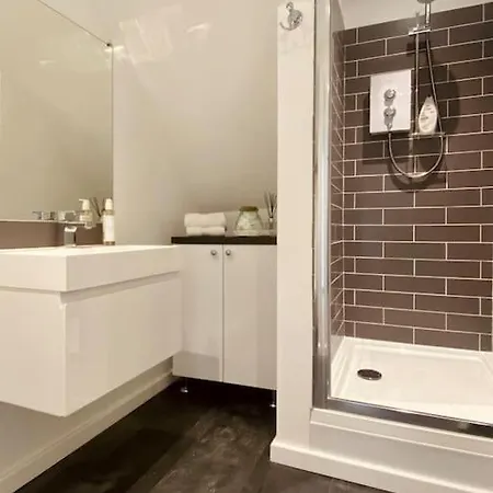 Cosy & Dog Friendly Ground Floor Flat In * Harrogate